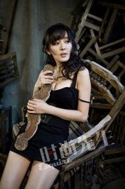 杨幂和柳岩的爆料视频是真的吗,杨幂柳岩爆料视频真实性揭秘  第3张