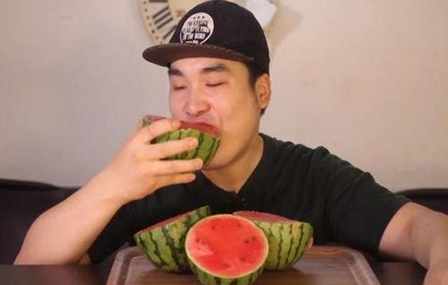 吃瓜最近网红是谁,揭秘近期吃瓜界新宠  第1张